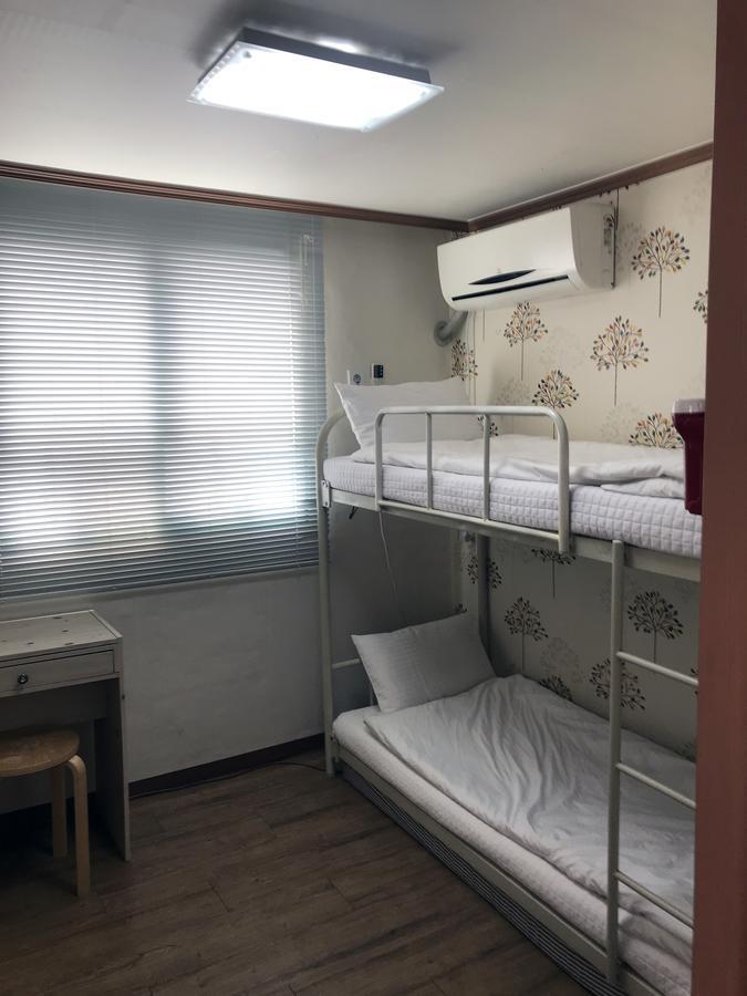 Huga Haus Hostel โซล ภายนอก รูปภาพ